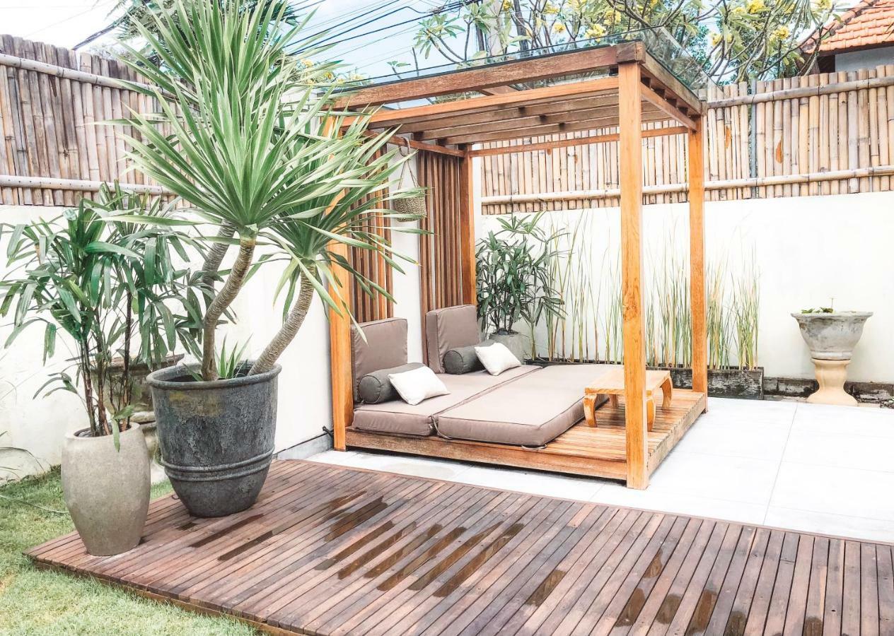 Suites Infinity & Beyond Seminyak Eksteriør bilde
