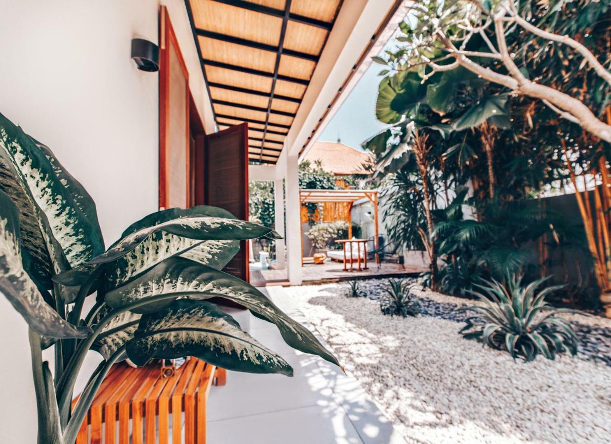 Suites Infinity & Beyond Seminyak Eksteriør bilde